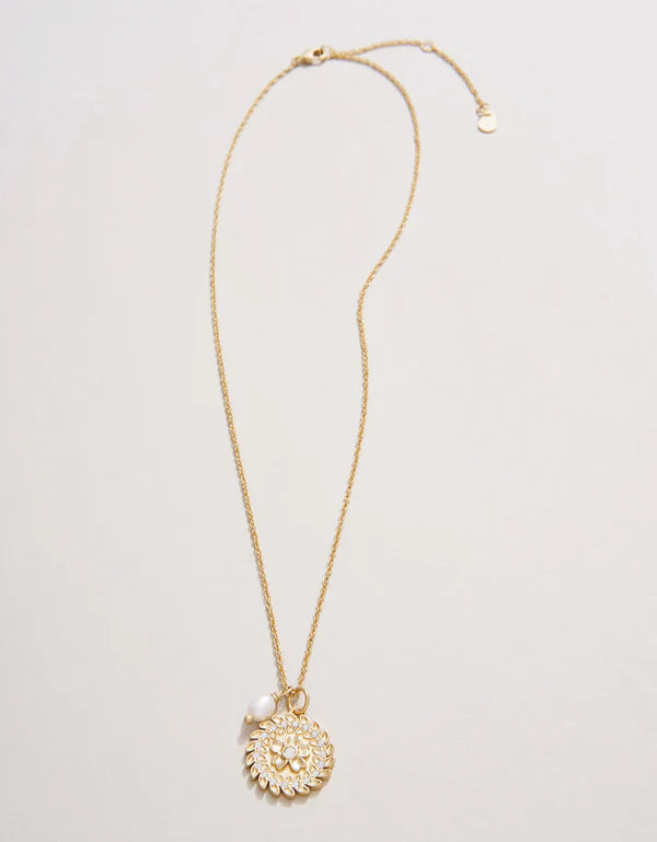 Parkwood Necklace 18" White Opal