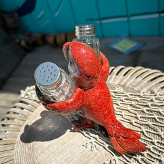 Red Parrot Salt & Pepper Shakers