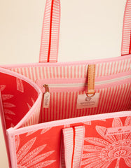 Boat Tote in Palmetto Frond design with splash-proof laminated cotton and multiple interior pockets.