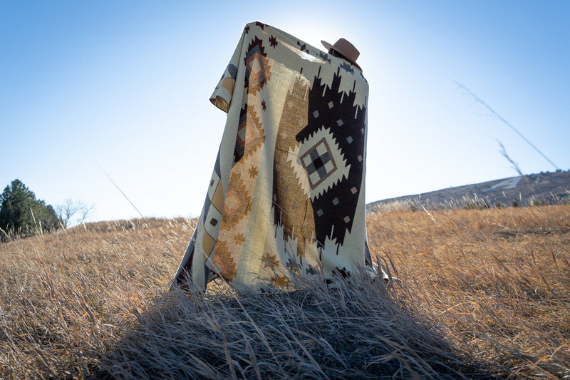 Andean Alpaca Wool Blanket - Mojave Queen Size (Reversible)