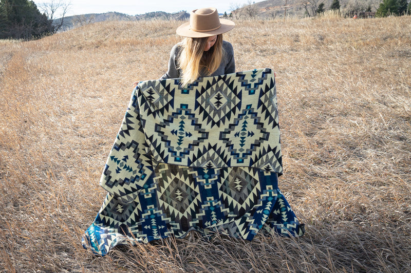 Andean Alpaca Wool Blanket - Blue Chakana (Reversible Queen Size)