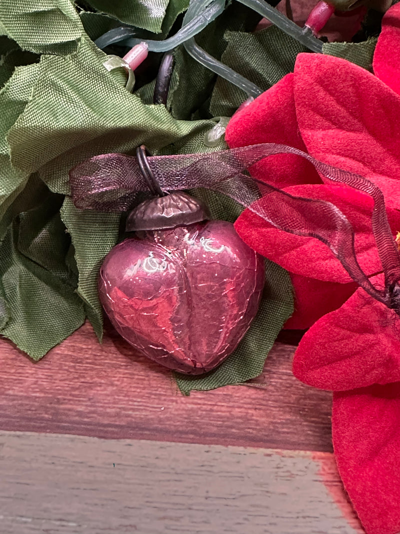 Small 1" Mauve Crackle Glass Hearts