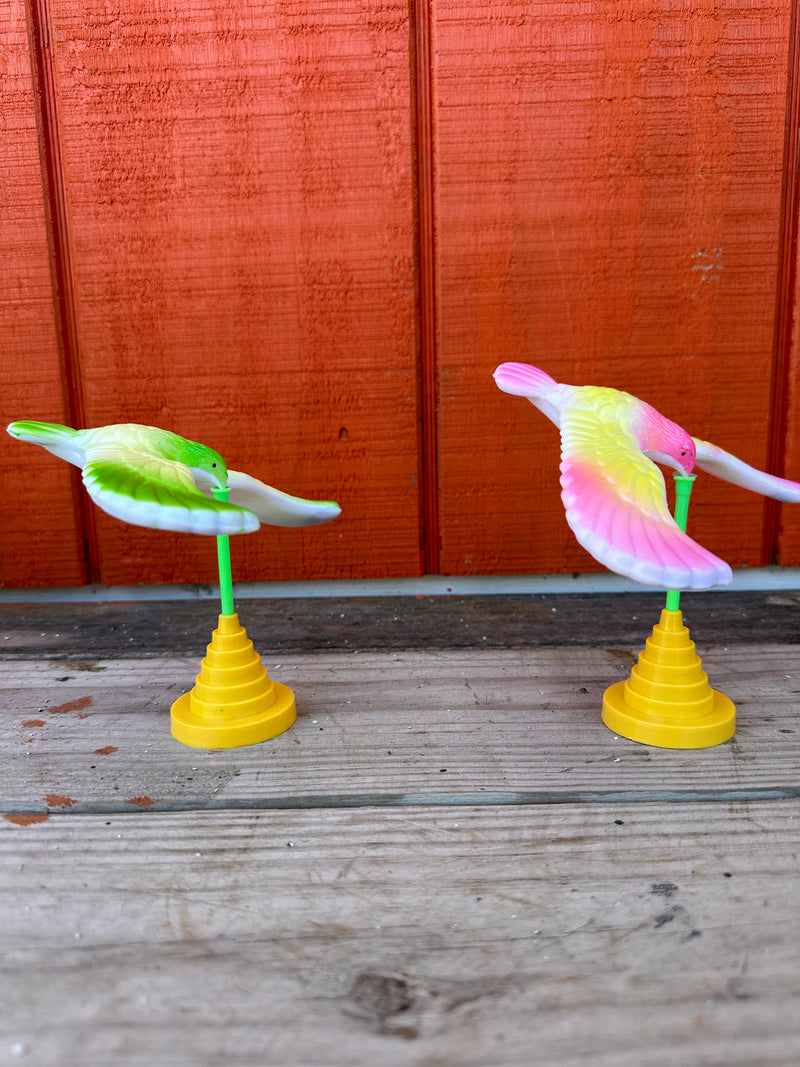 Vintage Flying Gravity Balance Birds