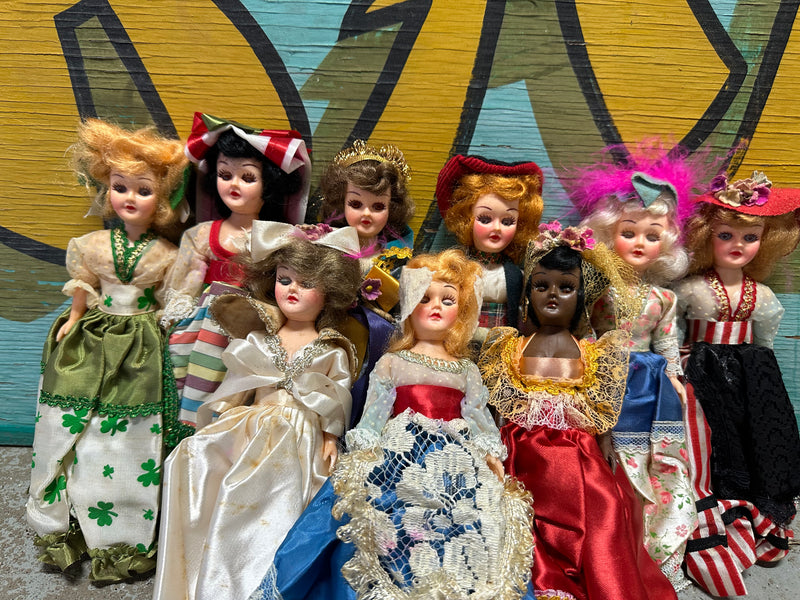 Vintage Atlantic Richfield Dolls of the World–1960s Collectible