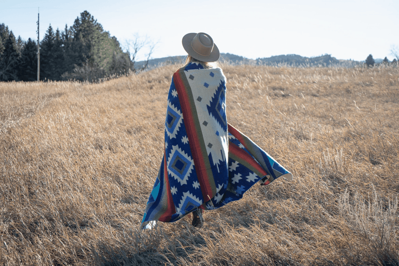 Andean Alpaca Wool Blanket - Ocean Breeze - Light Blue/Dark - blanketAlpaca Threadz