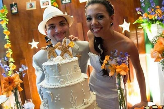 Coastal Beach Wedding Cake Topper Alternative Decoration Seashells Bride and Groom Starfish People Groom Top Hat Bow Tie Veil Bouquet Stand