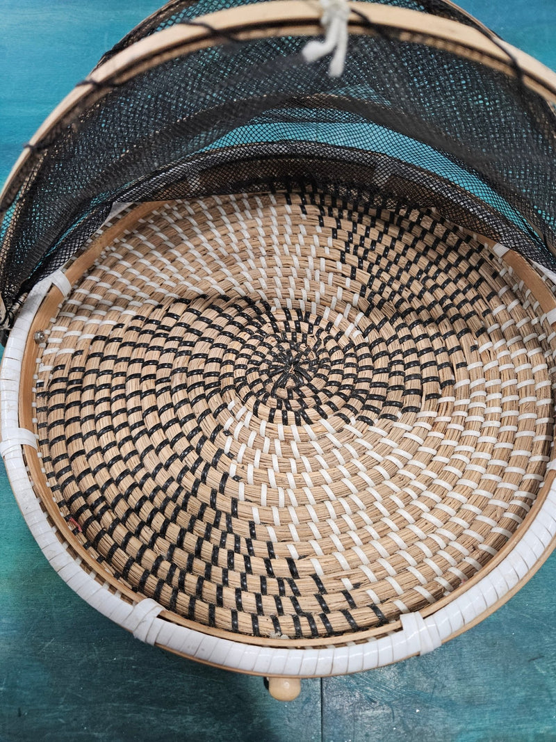 Natural Seagrass Basket Handwoven Food Mesh Cover - Kitchen AccessoriesLoving Coastal Living