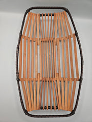 A vintage mid-century 1950s wooden Japanese fruit basket, measuring 12.5