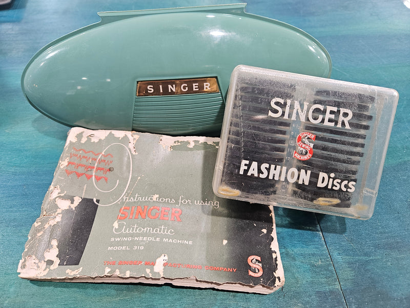 Vintage Singer 1960's Buttonholer Model 319 & 28 Original Cams