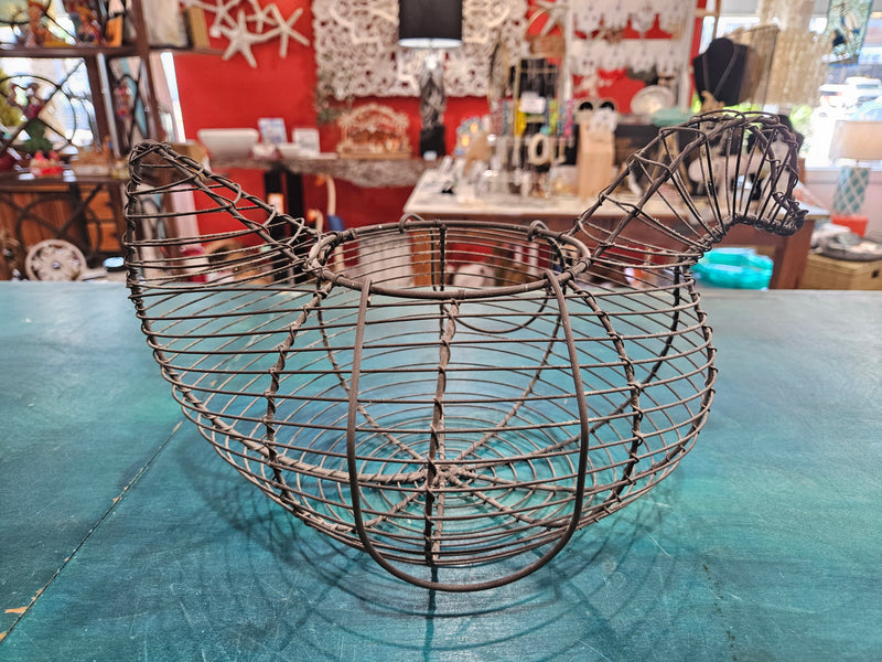 Vintage metal wire egg gathering basket in the shape of a hen, measuring 11.5 inches by 8 inches by 7 inches, ideal for farmhouse decor