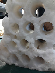 White Onyx Wine Holder with 15 Bottle Openings – Natural Sculptural Stone Rack