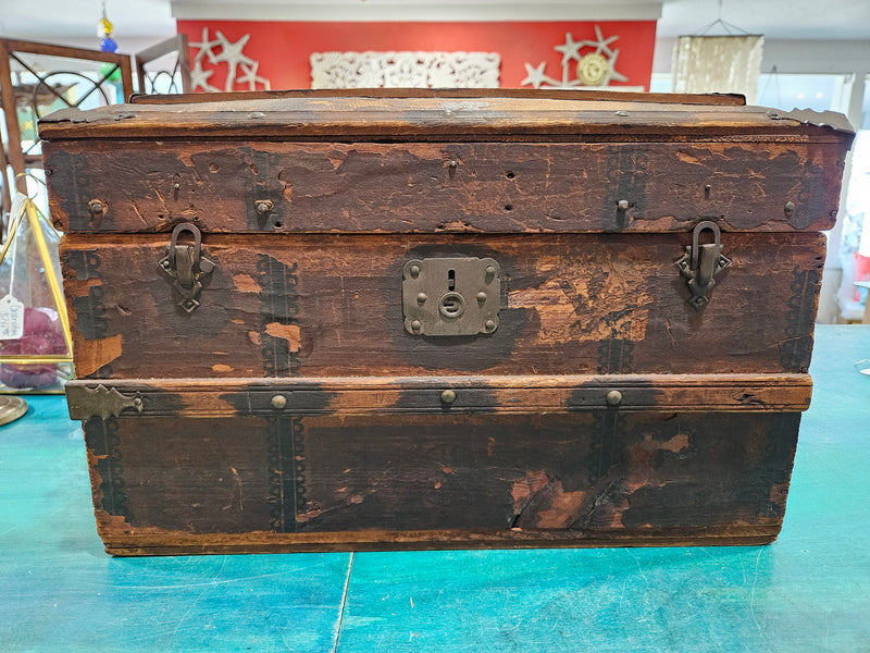 Vintage Curved Top Steamer Trunk