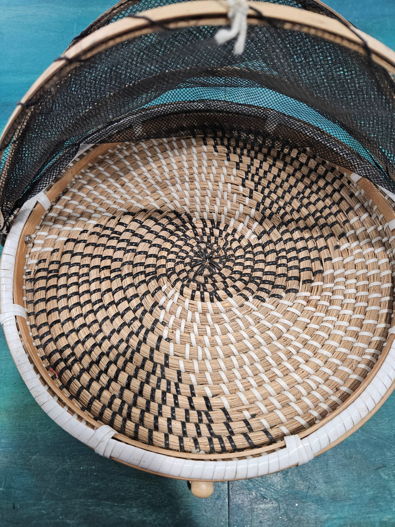 Natural Seagrass Basket Handwoven Food Mesh Cover