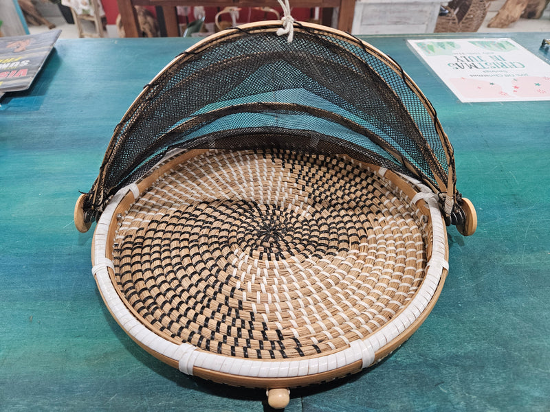 Natural Seagrass Basket Handwoven Food Mesh Cover