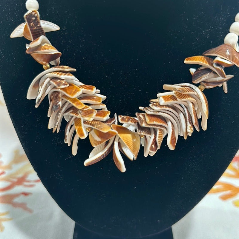 Vintage Carved Shell Necklace - Loving Coastal Living