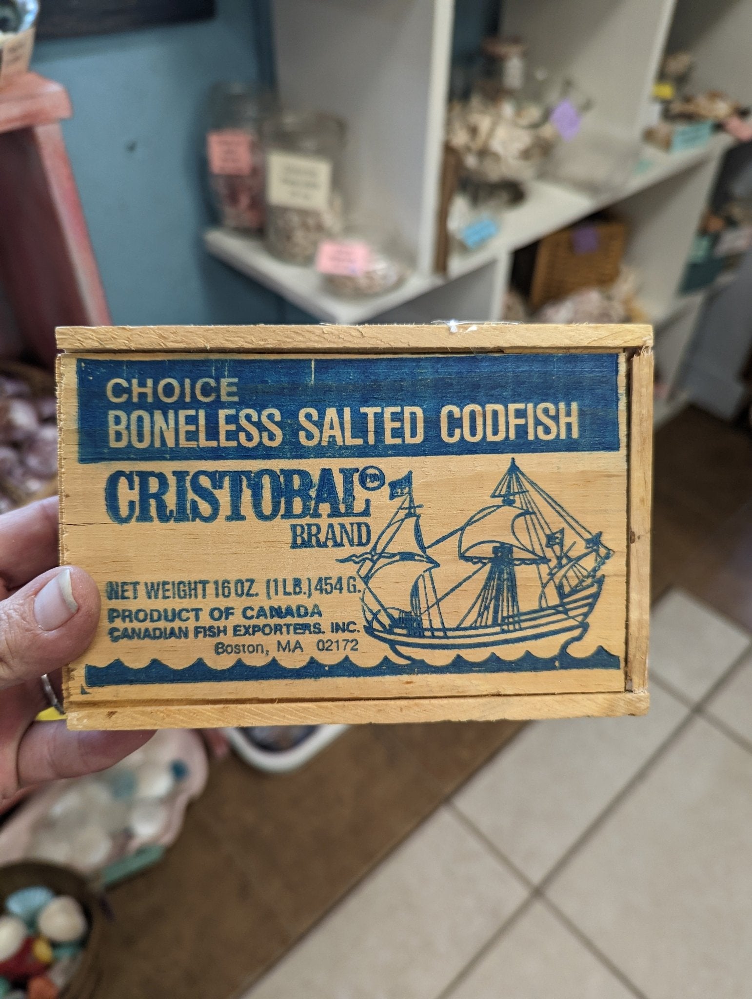 cod fish wooden box Vintage Cristobal Salted Codfish Wooden Box – 6"x4"