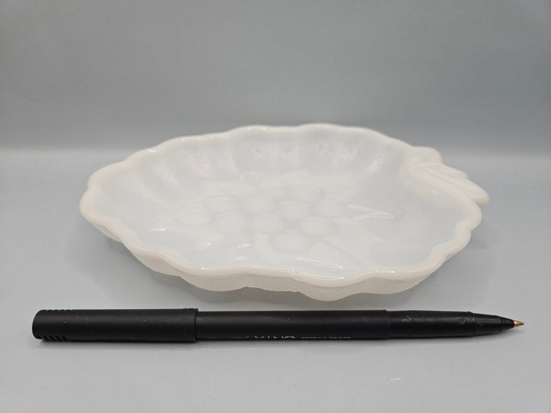 Vintage Milk Glass Grapes Plate – 7" x 5.5" | Classic Decorative Plate - Accent DecorLoving Coastal Living