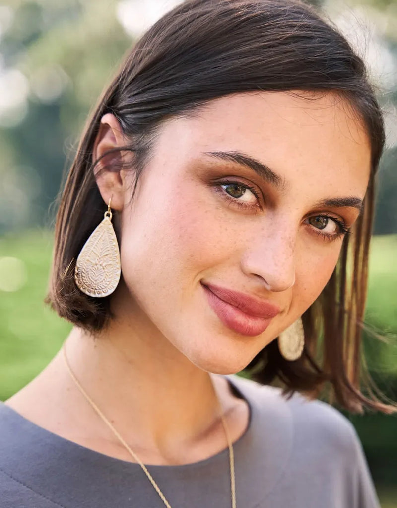 Penelope Leather Earrings Gold
