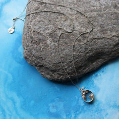 Handmade teardrop pendant necklace with agate accent – modern coastal jewelry