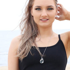 Ocean wave inspired engraved pendant – aquamarine drift necklace