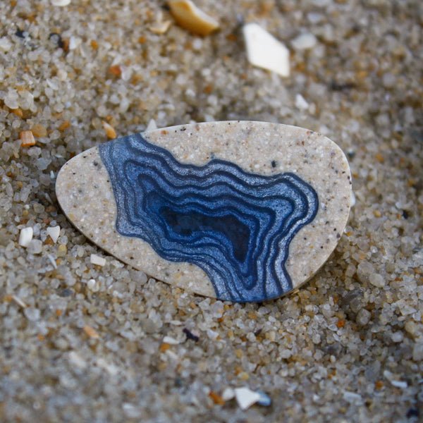 Coastal inspired brooch handcrafted with beach sand and resin – bold pin jewelry