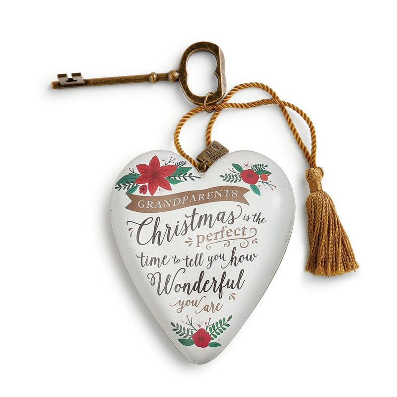 Christmas Art Heart - holiday decorDemdaco