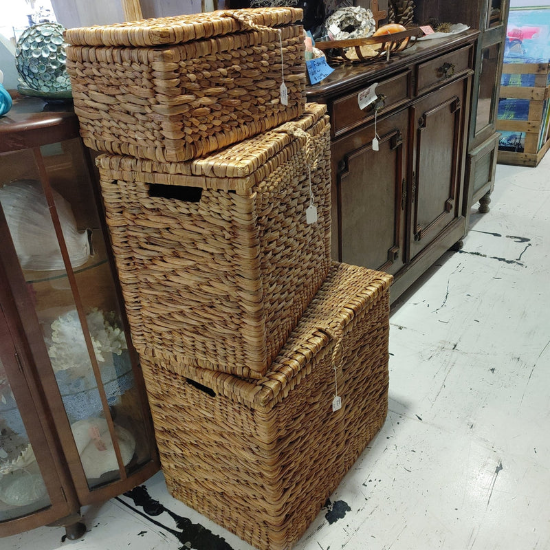 Handcrafted Seagrass Basket with Lid - BasketsShop Top