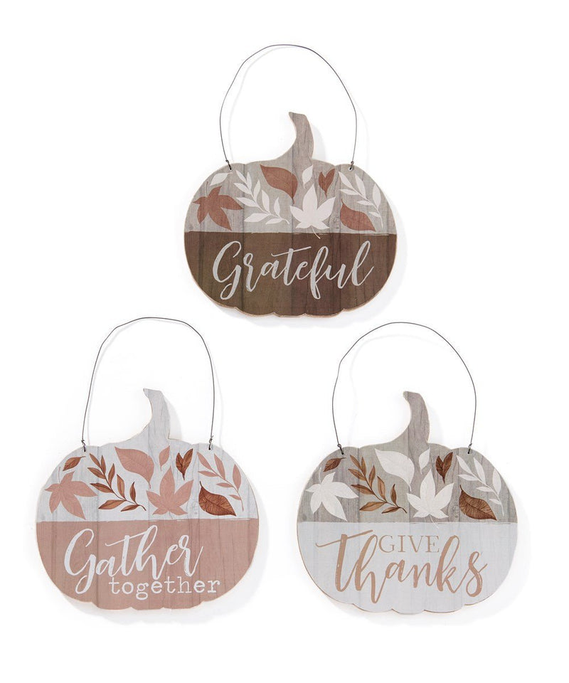 Hanging Pumpkin Signs w/ Saying - Giftcraft Inc.