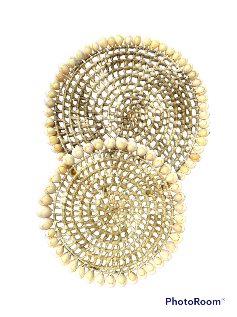 Tan Cowry Shell Trimmed Seagrass Trivet
