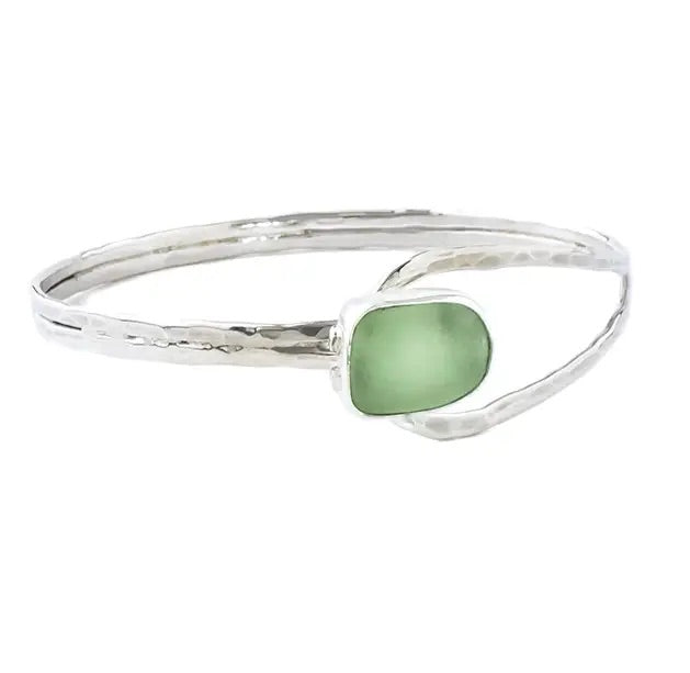 Sea Glass Bracelet Slender Curve- Available in 2 Colors