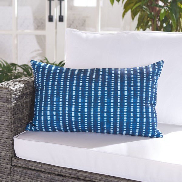 Londynne Indoor / Outdoor Pillow - pillowSafavieh