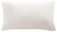 Londynne Indoor / Outdoor Pillow - pillowSafavieh