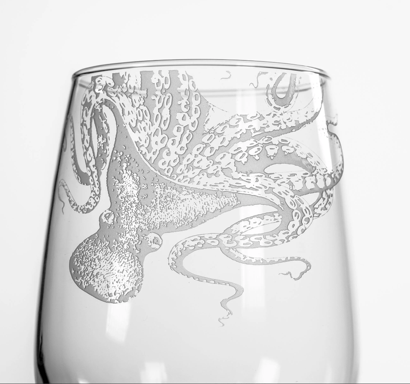 Lucy Octopus Etched Glassware - Kitchen AccessoriesCaskata