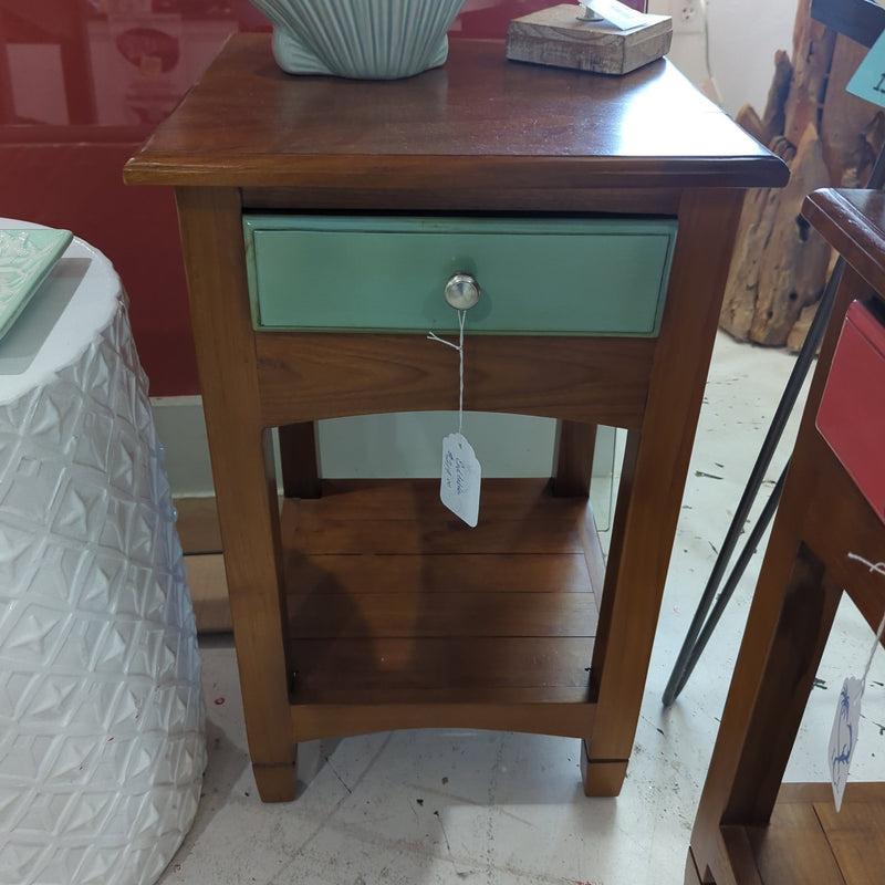 Mismatched Nightstands - Lg FurnitureShop Top