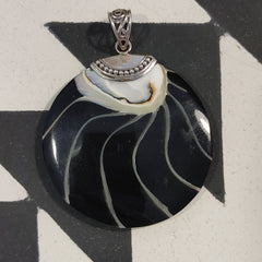 Nautilus Spiral with Black Resin Pendant - JewelryRose Classics Inc